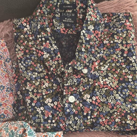 J. Crew Casual Floral Button Down Shirt Pink Salmon - Picture 3 of 7